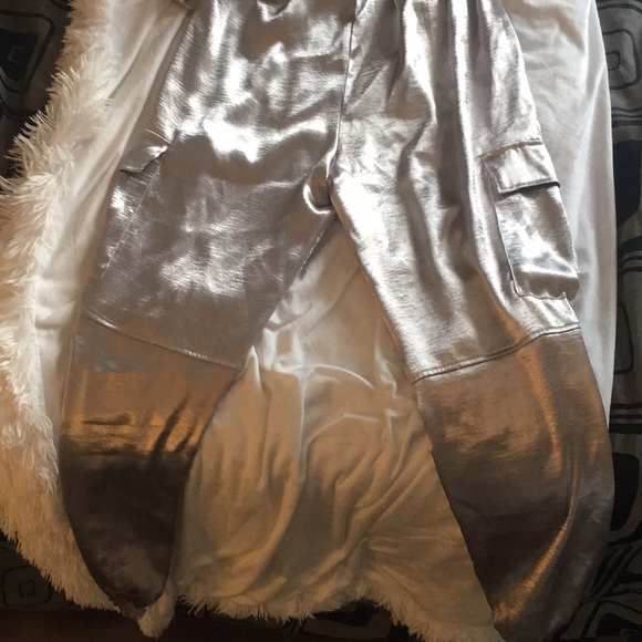 Silk trousers - Picture 7 of 7